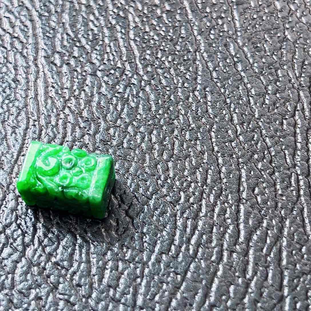 颈饰未镶嵌翡翠多样性