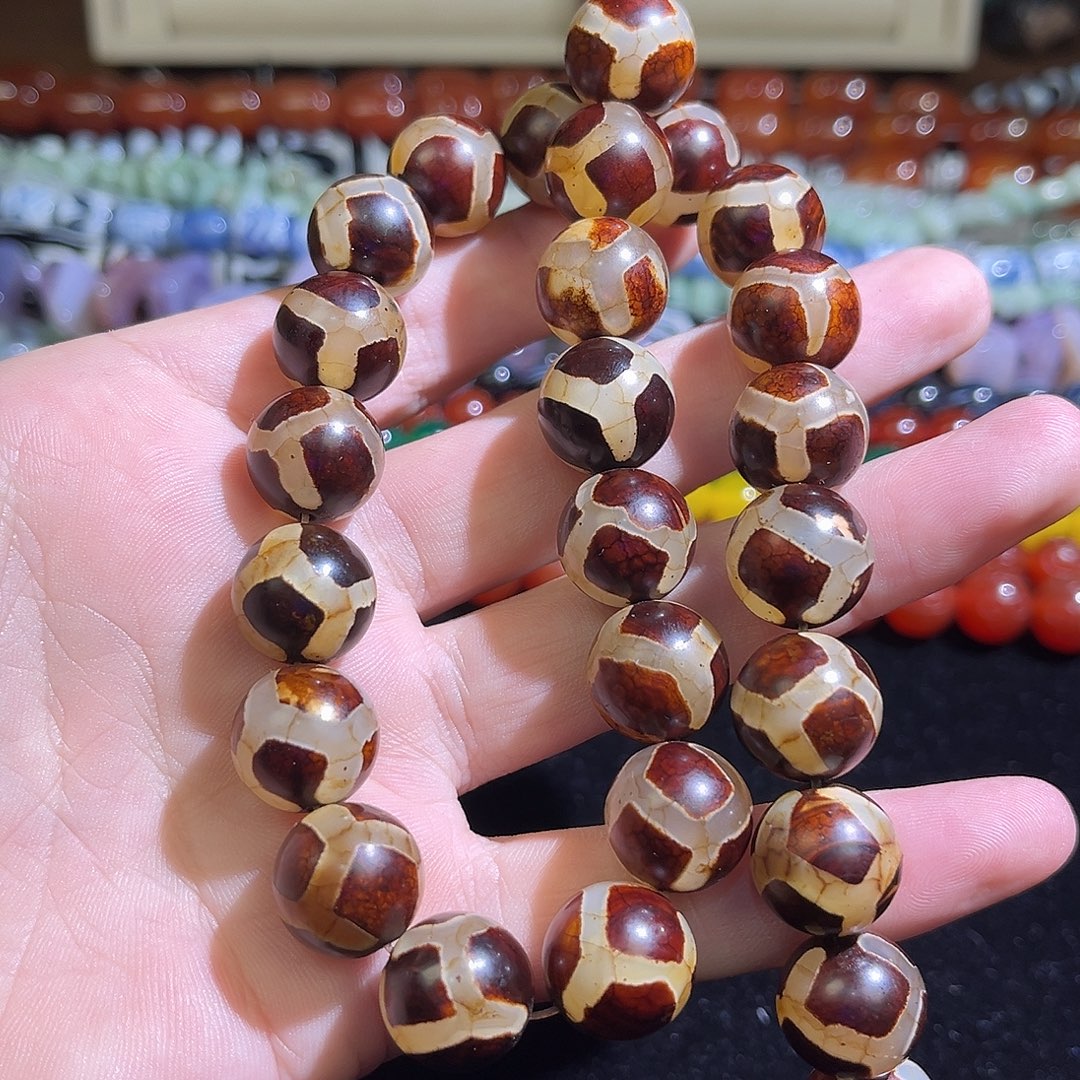 玛瑙/玉髓未镶嵌珠宝半成品回纹玛瑙卡14mm