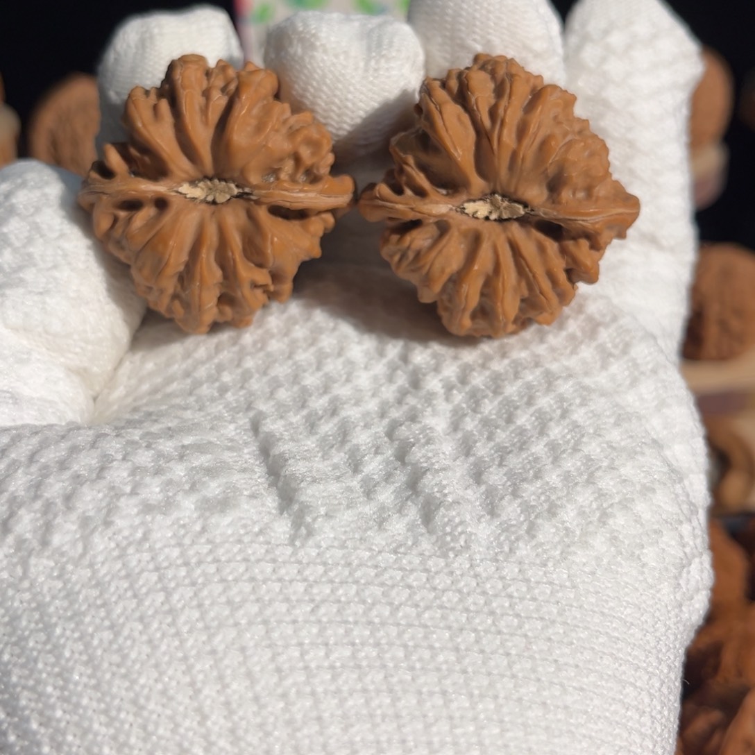 文玩核桃吊坠凹底40