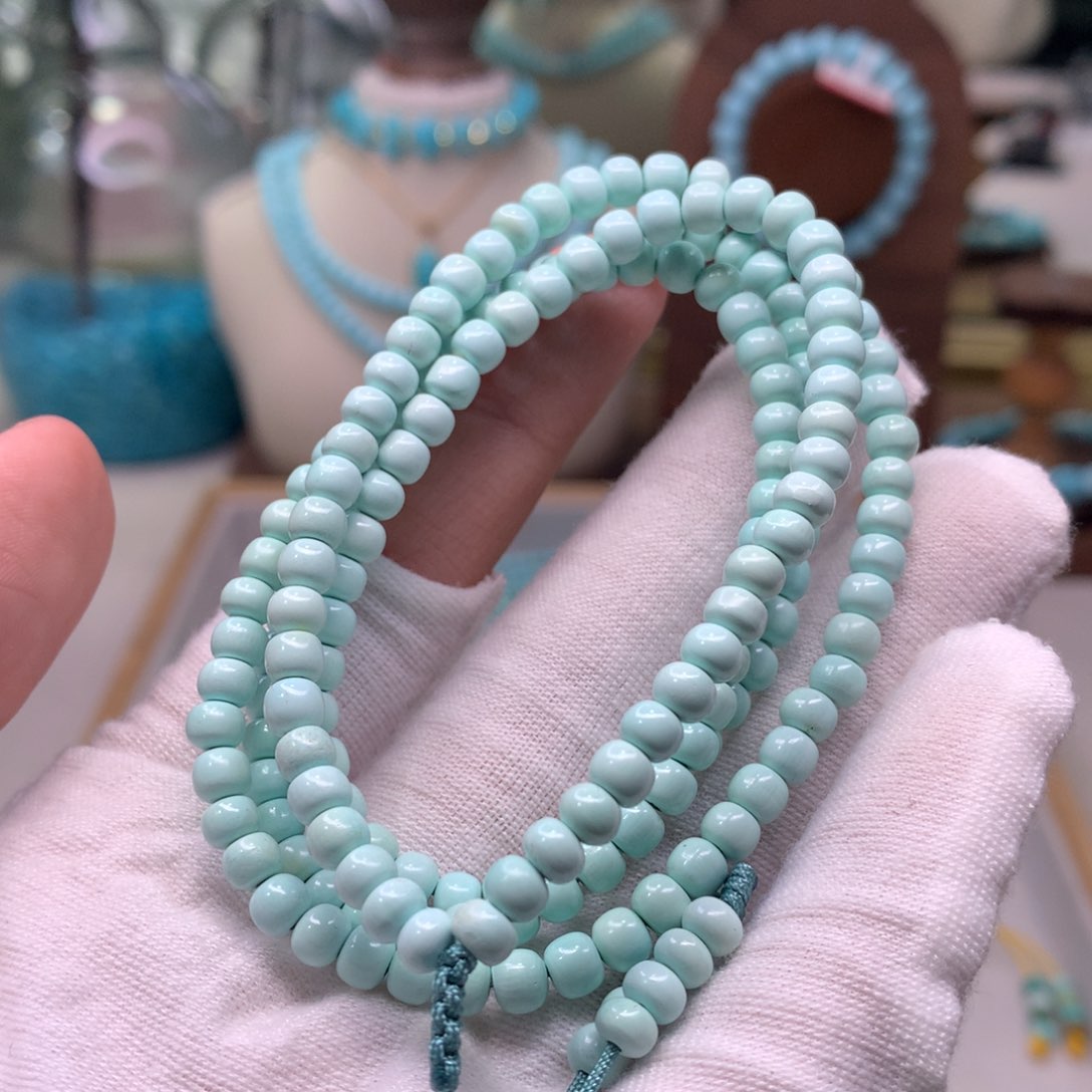 绿松石配饰未镶嵌