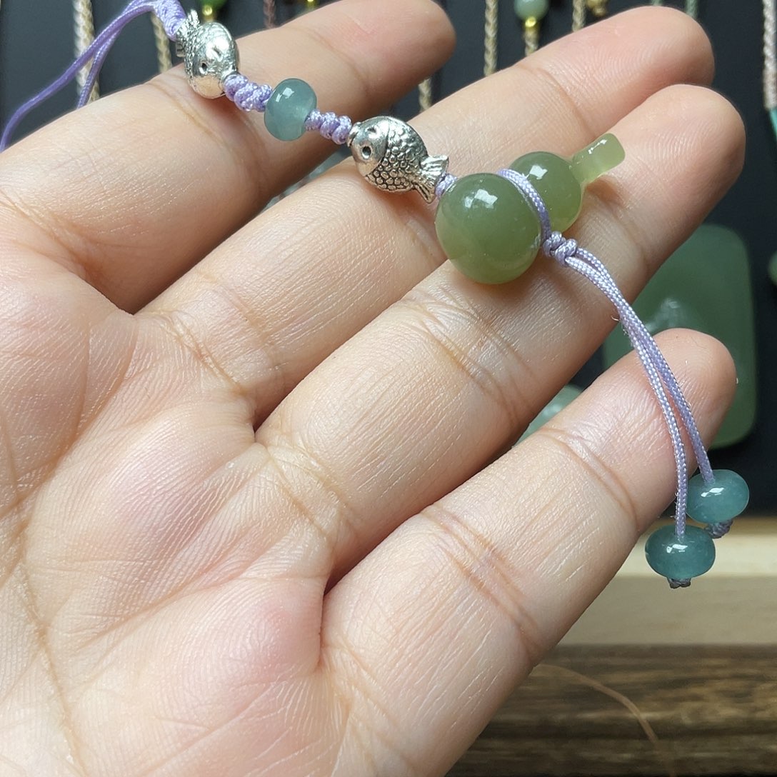 未镶嵌和田玉手机链