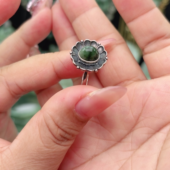 透闪石-蛇纹石玉银S925镶嵌戒指