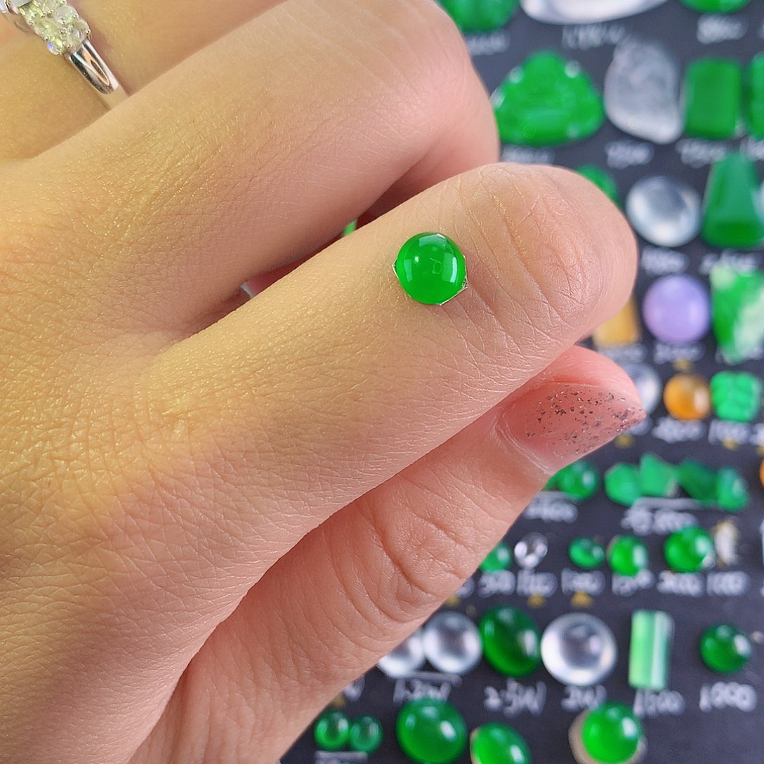 翡翠未镶嵌颈饰纯天然翡翠a货