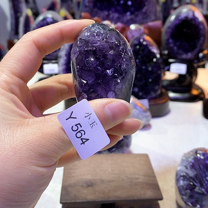 水晶摆件未镶嵌摆件