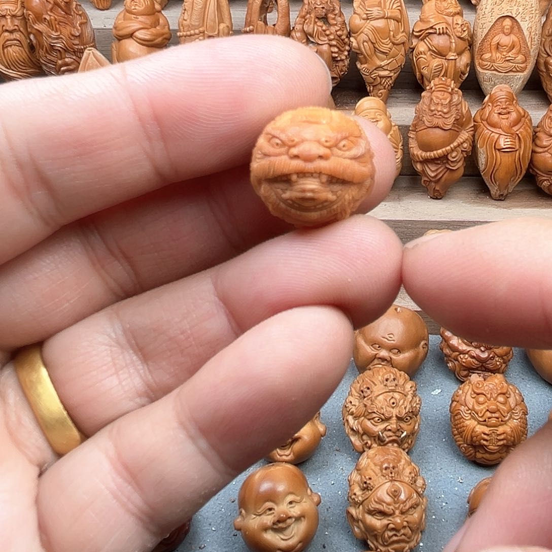 猴头核桃吊坠17.5醒狮