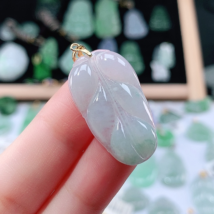 翡翠未镶嵌颈饰吊坠