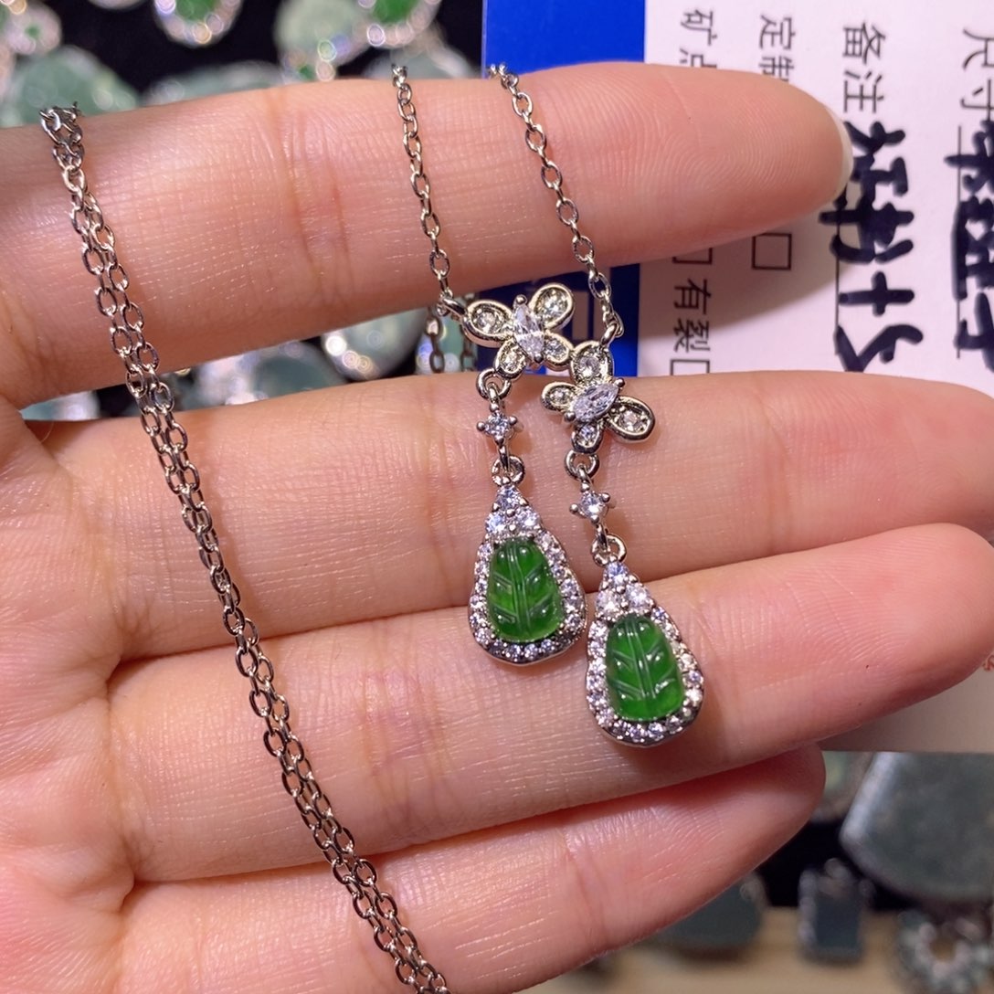 翡翠未镶嵌颈饰天然