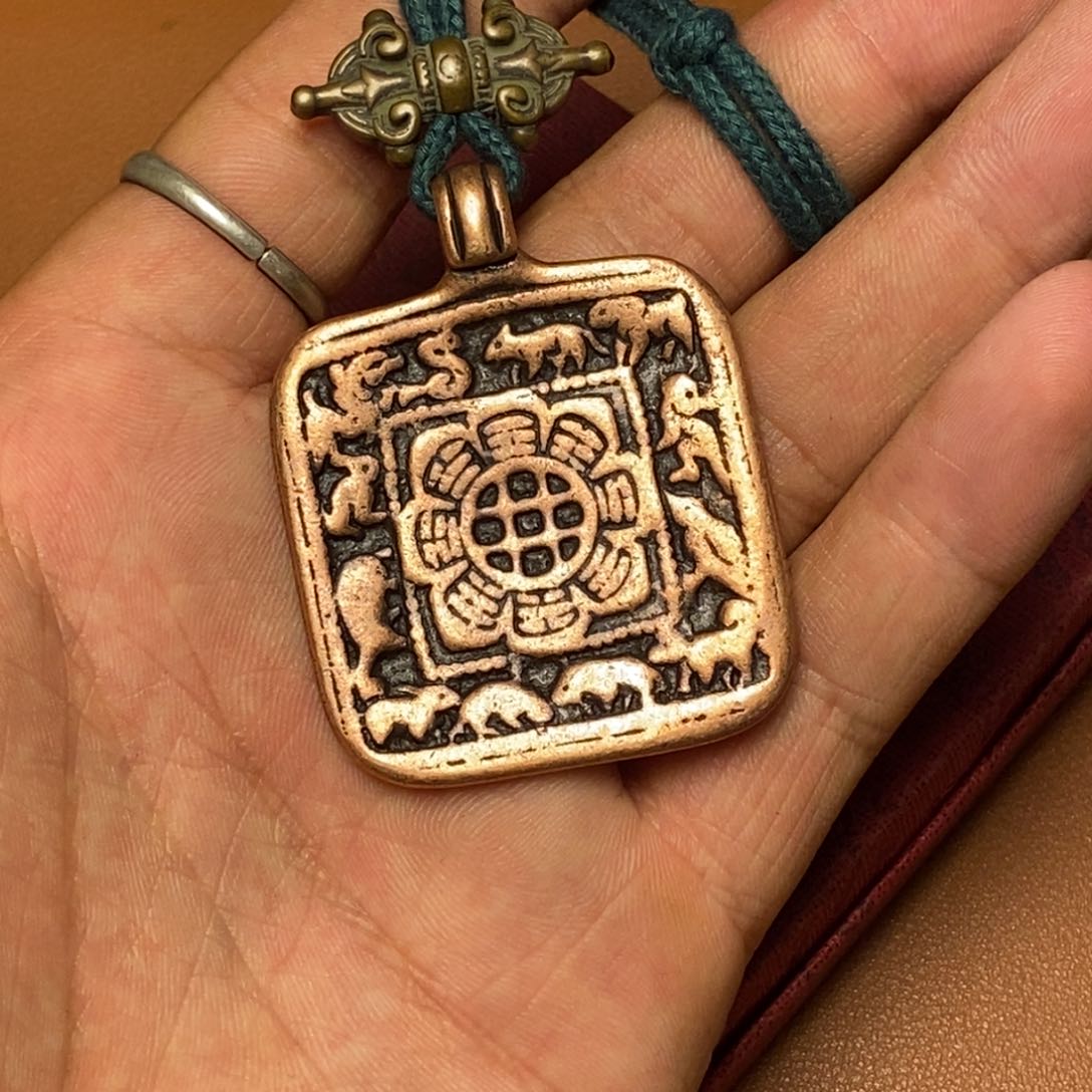 泥塑玫****，藏传牌子……