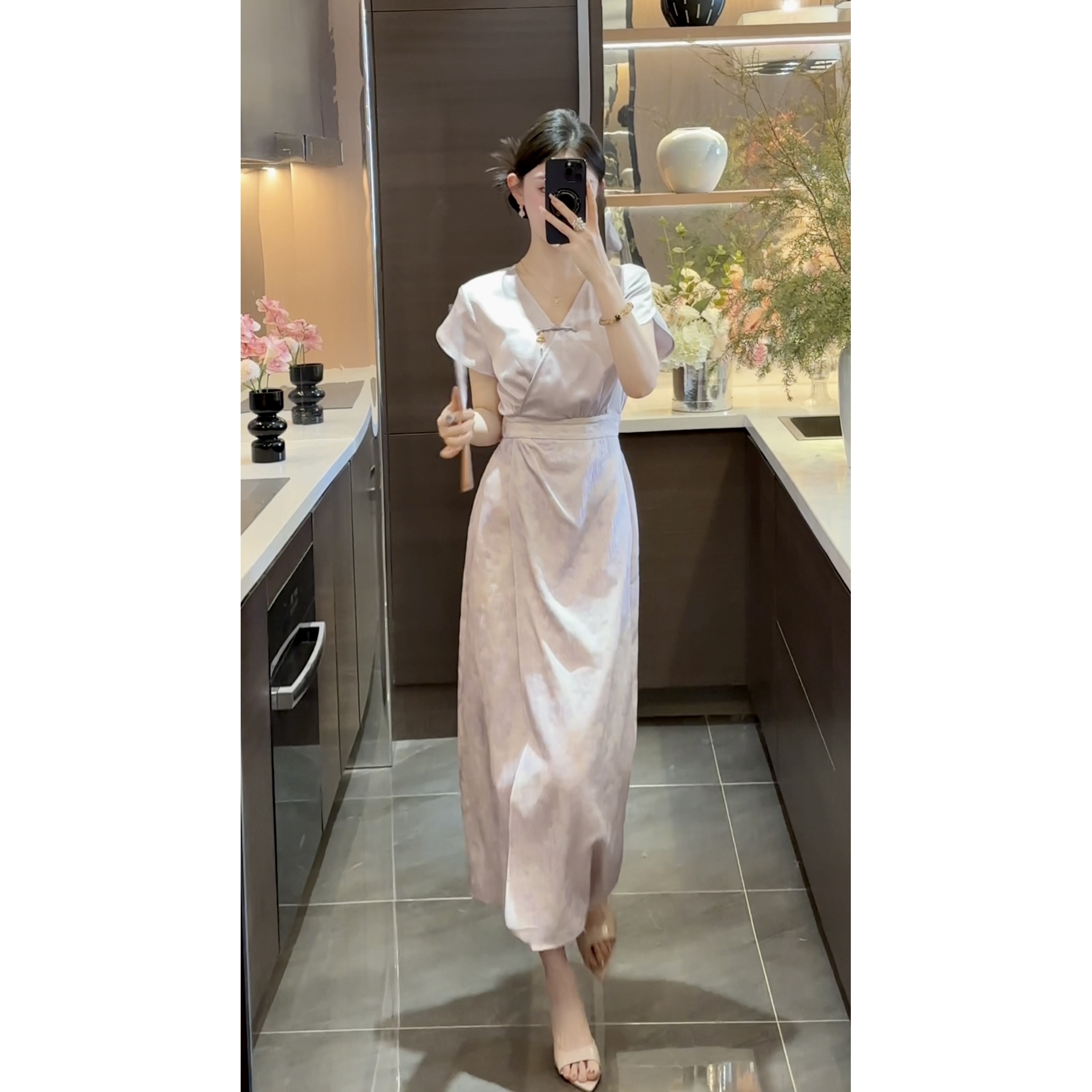 【周粥】【鸳鸯】2025新款新中式提花缎面V领收腰连衣裙预JJC5LYQ2117