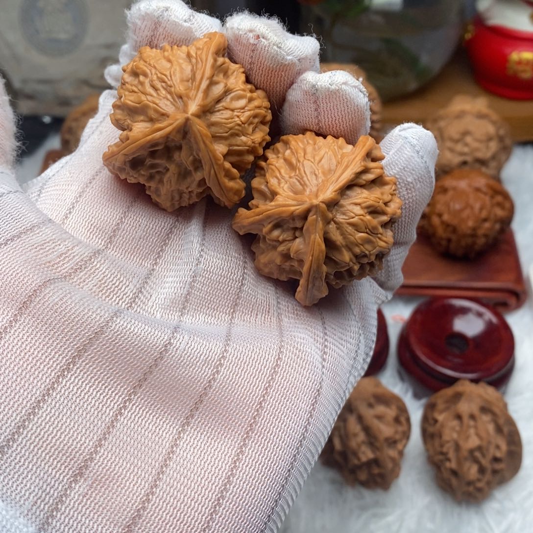 吊坠文玩核桃38尺寸盘山三棱