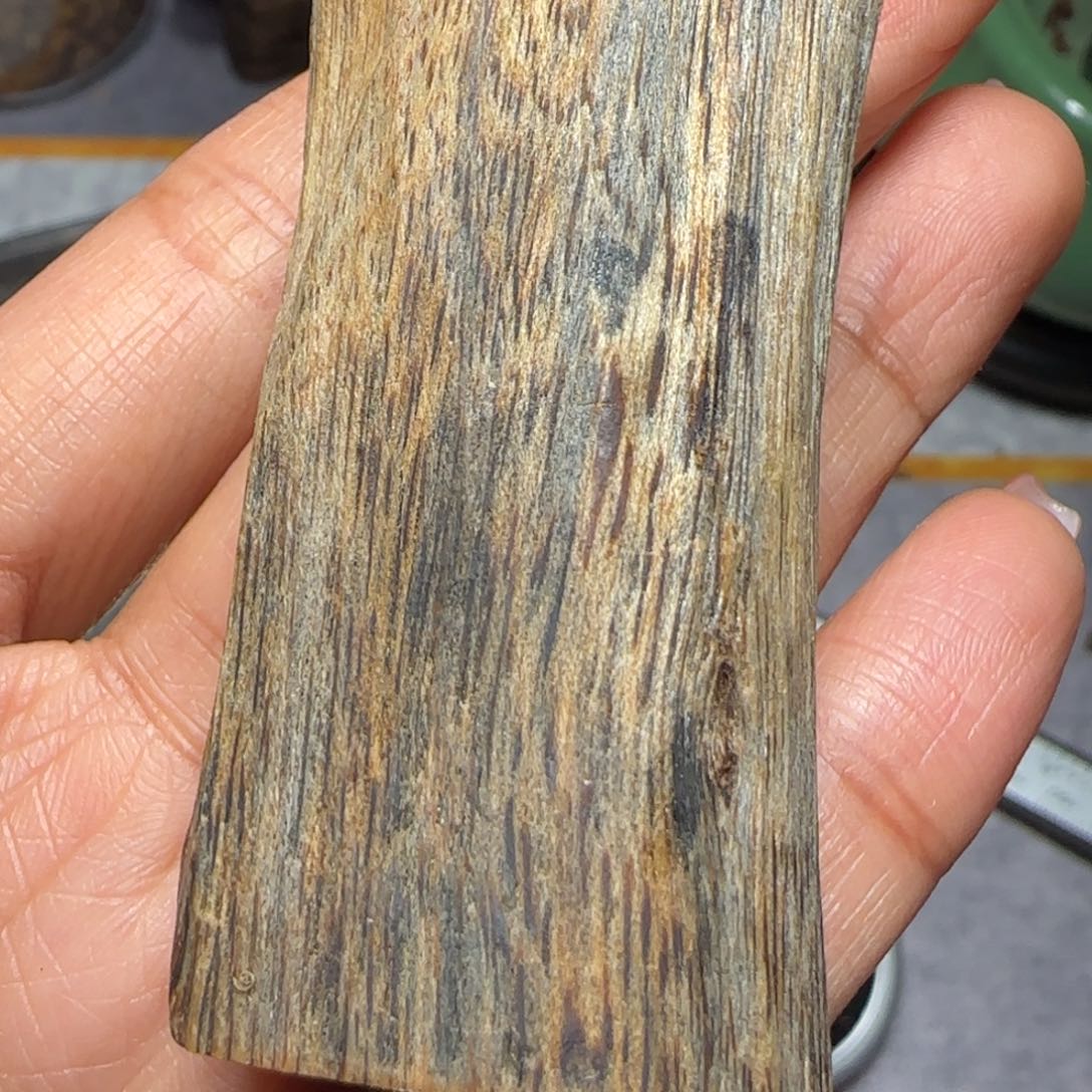 树脂制品L*Q乌身素牌