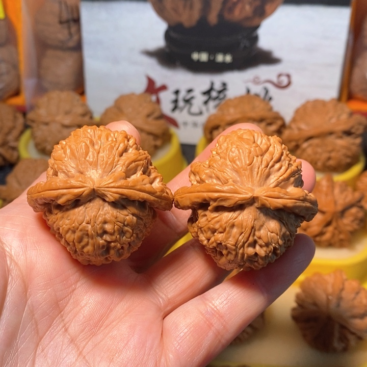 文玩核桃把件白狮子全品 41