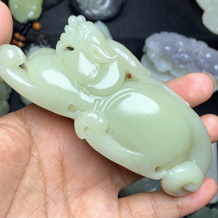 颈饰未镶嵌和田玉