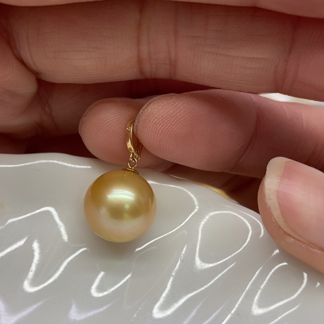海水珍珠吊坠(不含链)18K金镶嵌