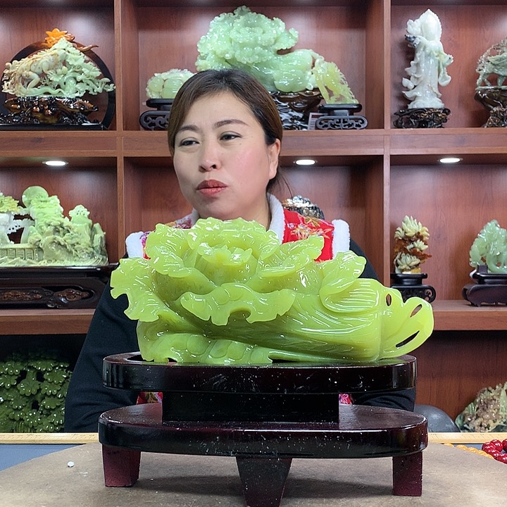 【闪购商品】蛇纹石玉（覆膜）珠宝奇石未镶嵌志**德