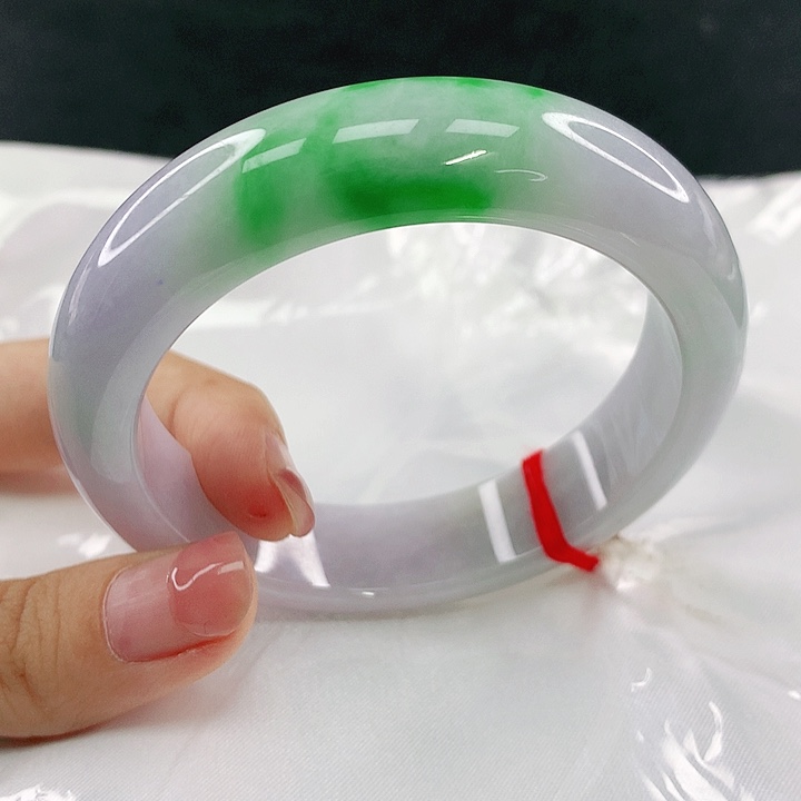 翡翠未镶嵌手镯圈56.6，0A022