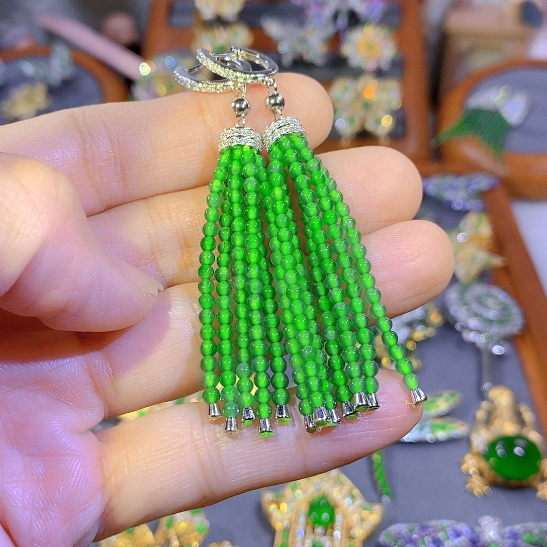 颈饰银S925镶嵌翡翠