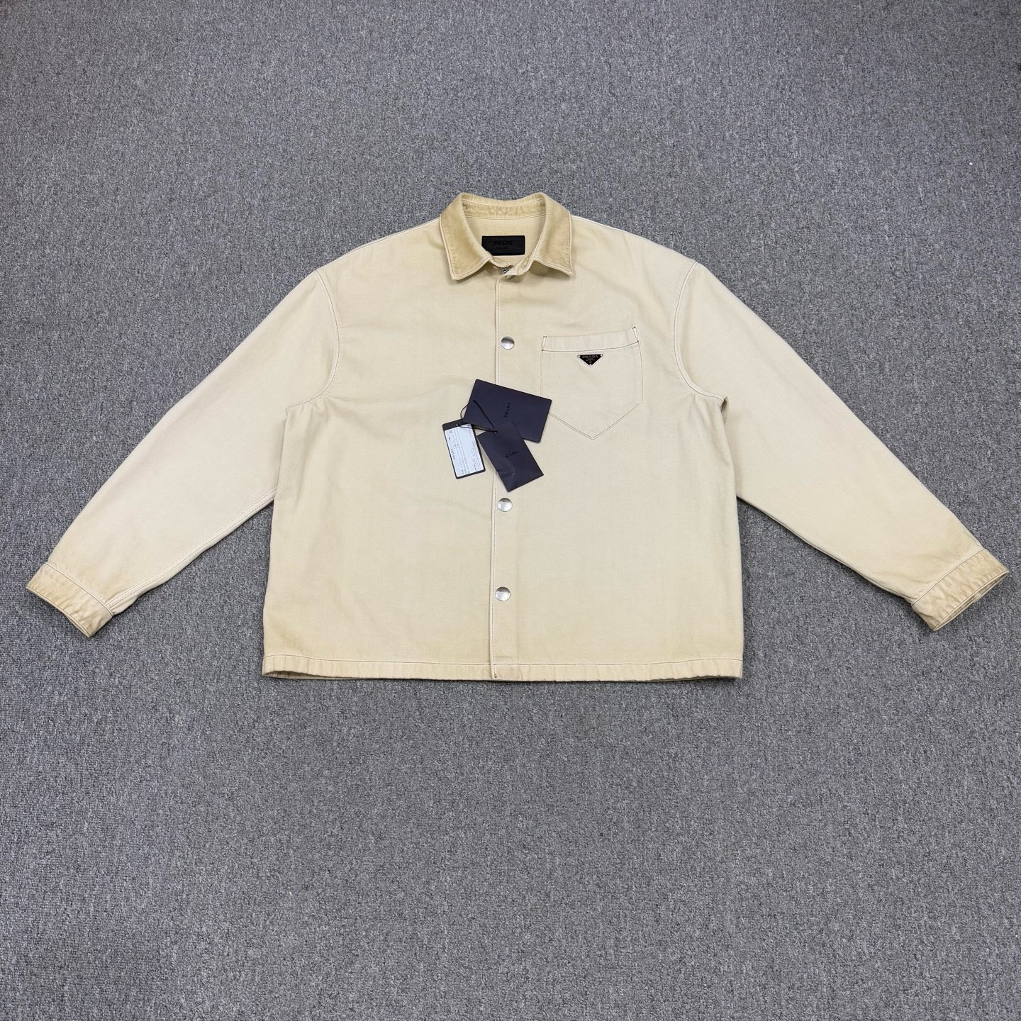 未使用 Prada/普拉达 18584605 新款做旧三角标牛仔夹克外套XL码