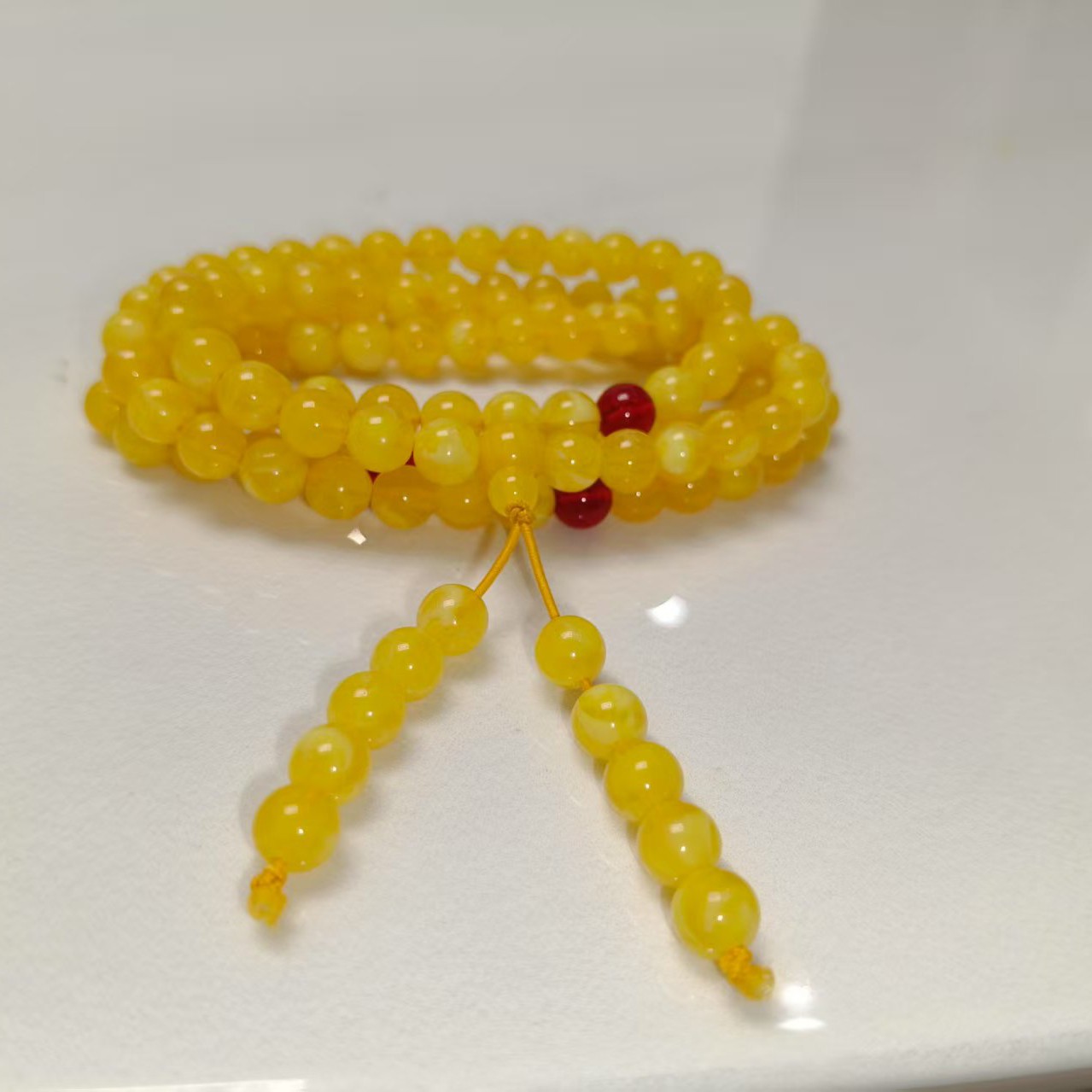 【抖音严选好物】俄罗斯新密 108颗鸡油黄手链 服饰配饰