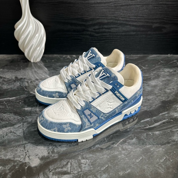 99新 LouisVuitton/路易威登 36码/ 蓝白牛仔 Trainer板鞋
