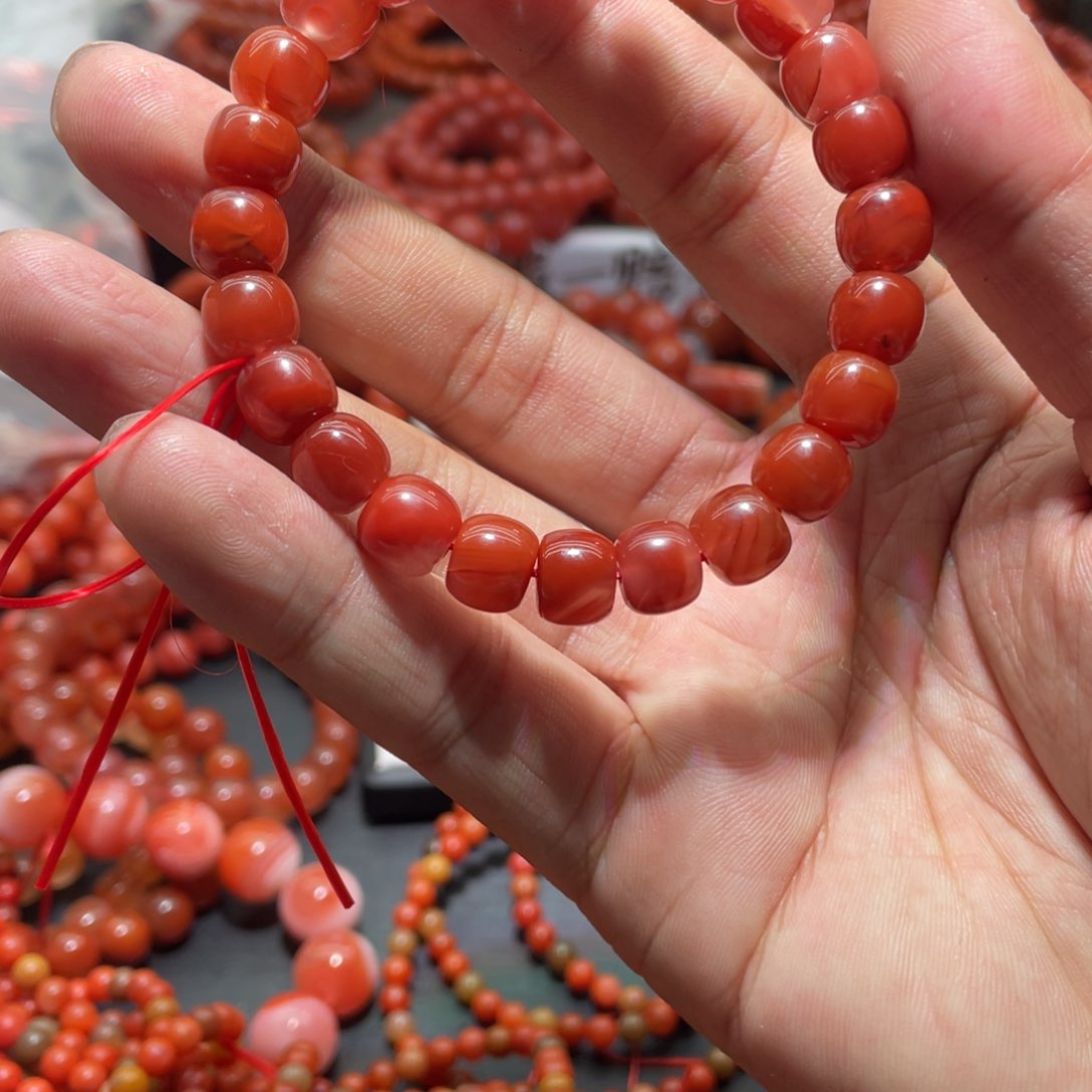 南红玛瑙手链未镶嵌