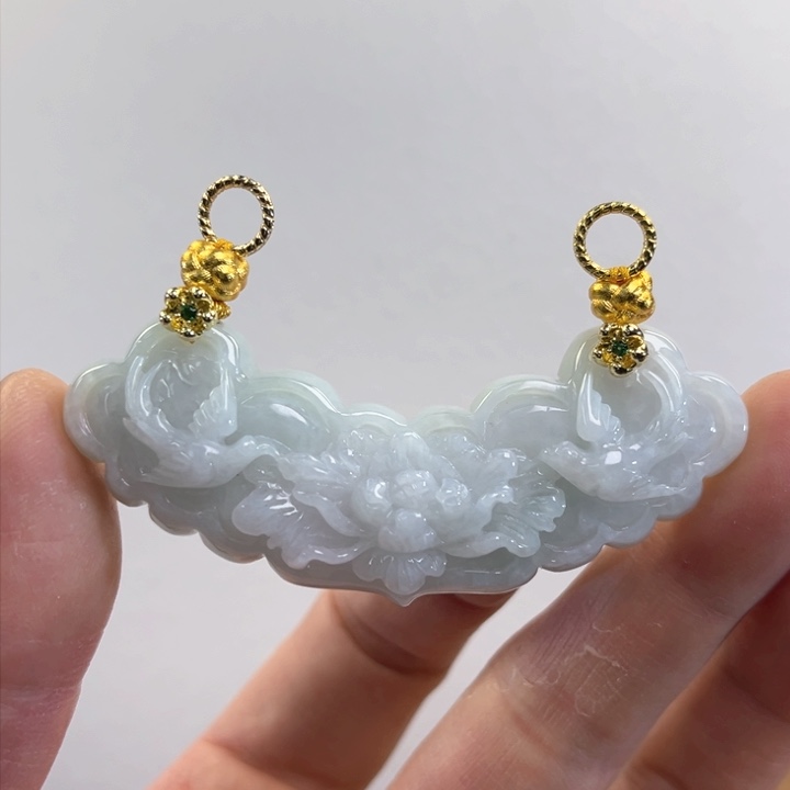 翡翠吊坠(赠链)未镶嵌代编织