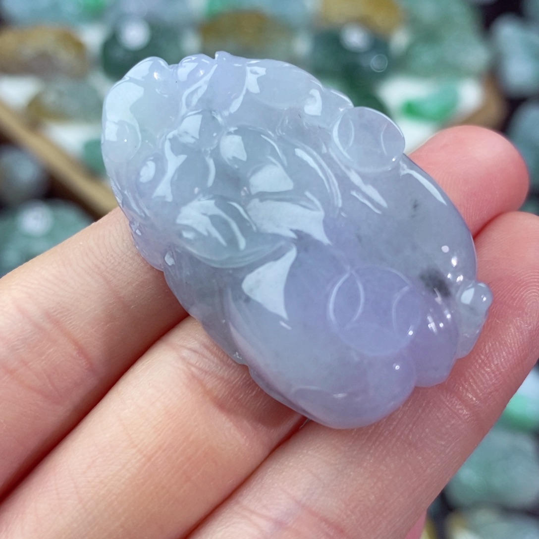 翡翠颈饰未镶嵌天然