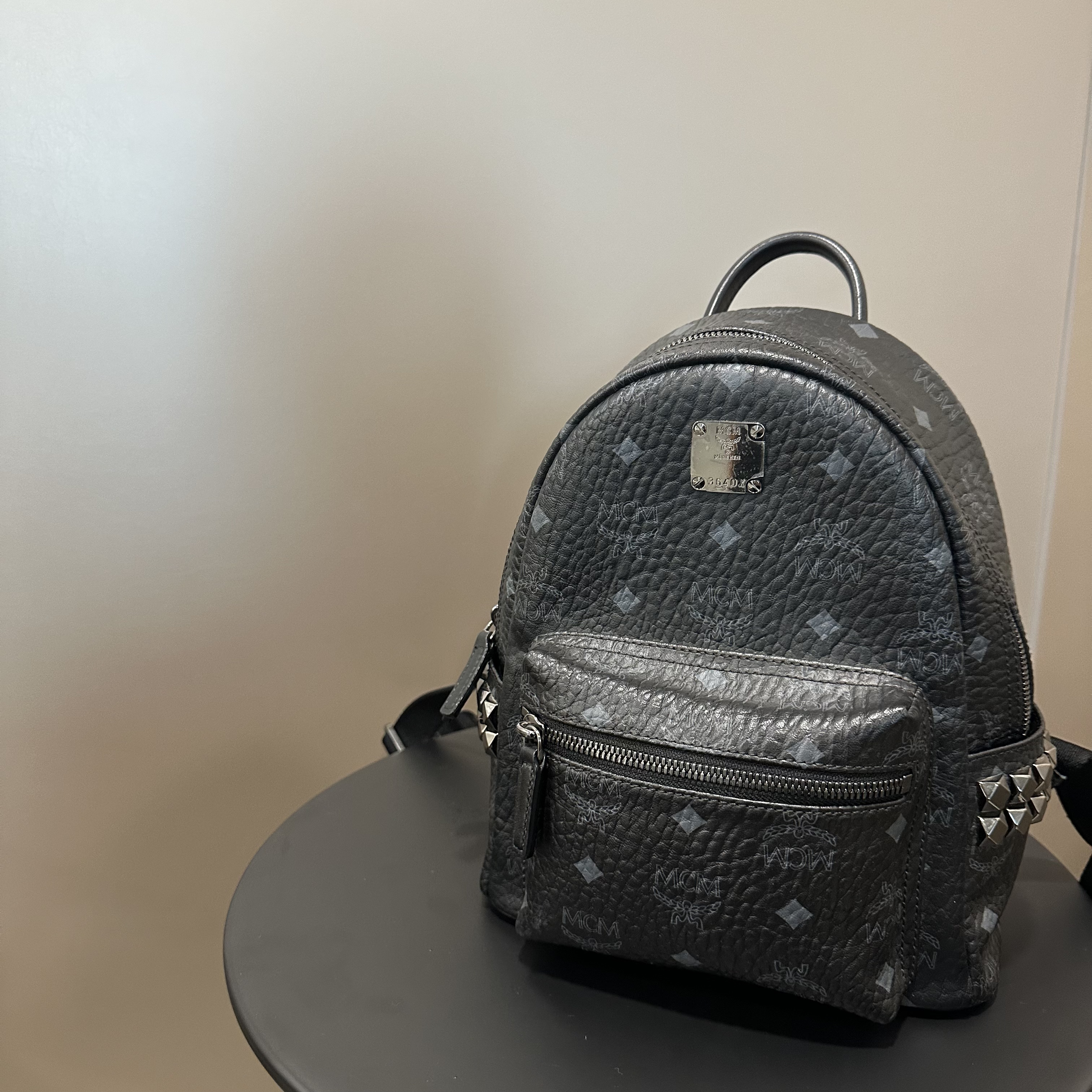 95新 MCM MCM/黑色小书包送中检/2822