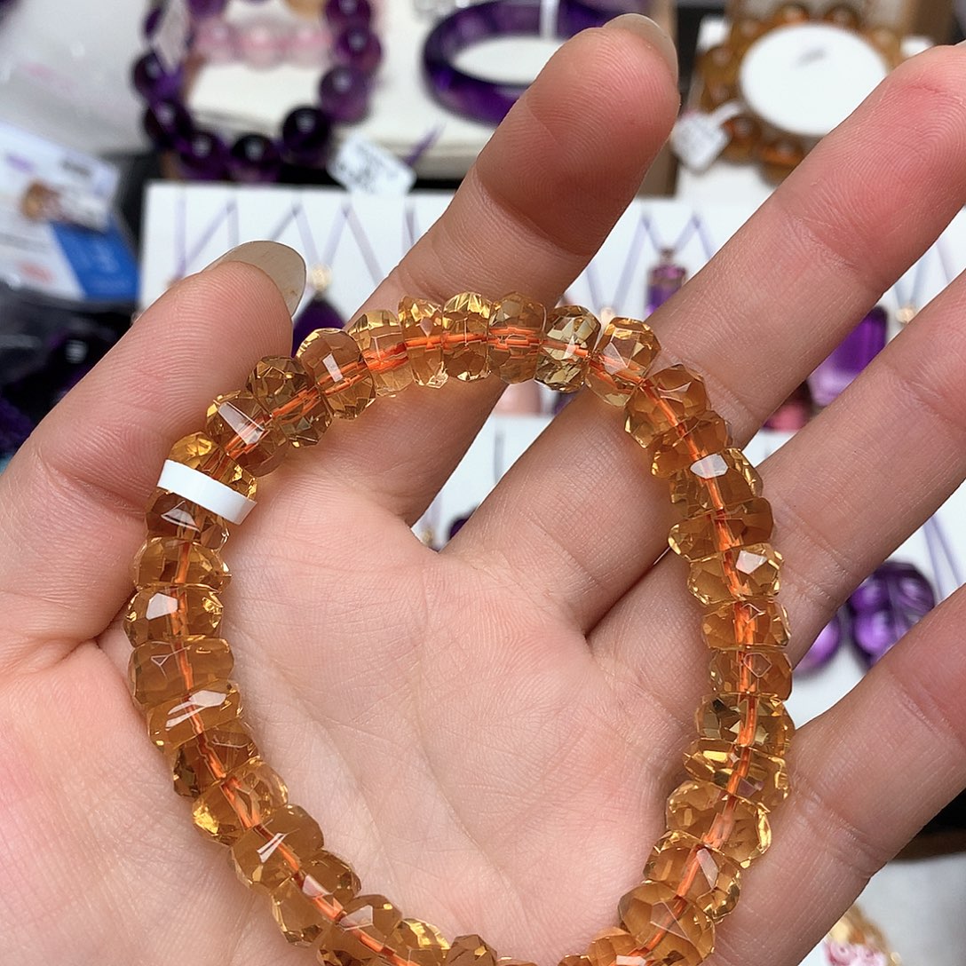 淡****珠宝半成品黄晶未镶嵌L 切面手串