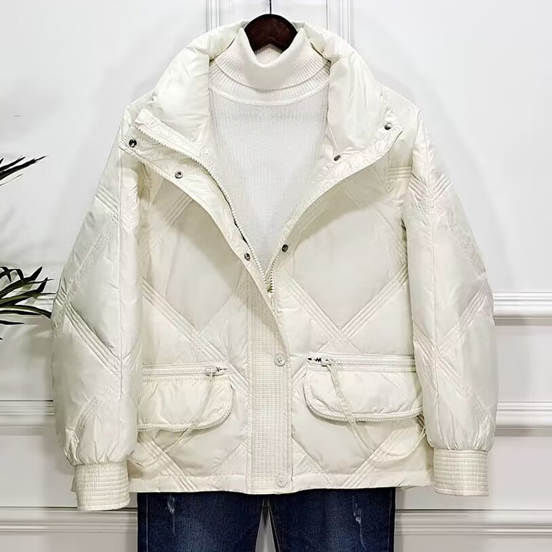 8641冬季新款韩版2024宽松休闲时尚短款羽绒服女