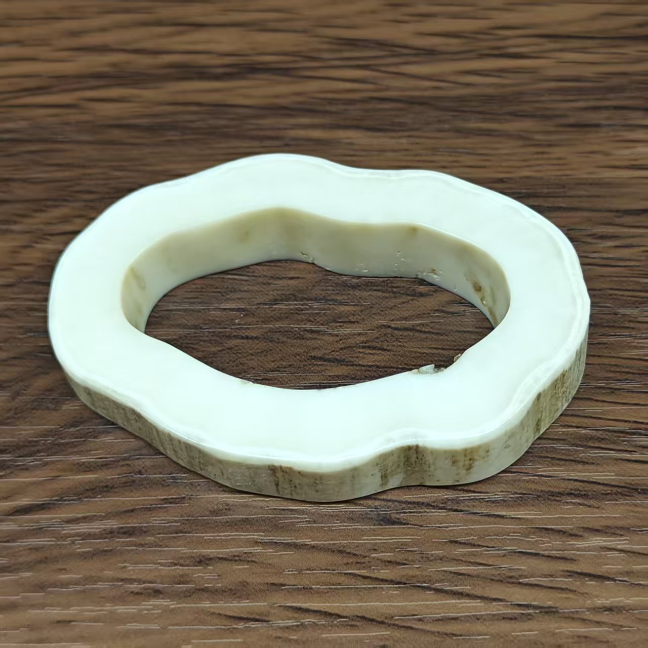 B24  猛犸海胖圈圈吊坠约28.6g