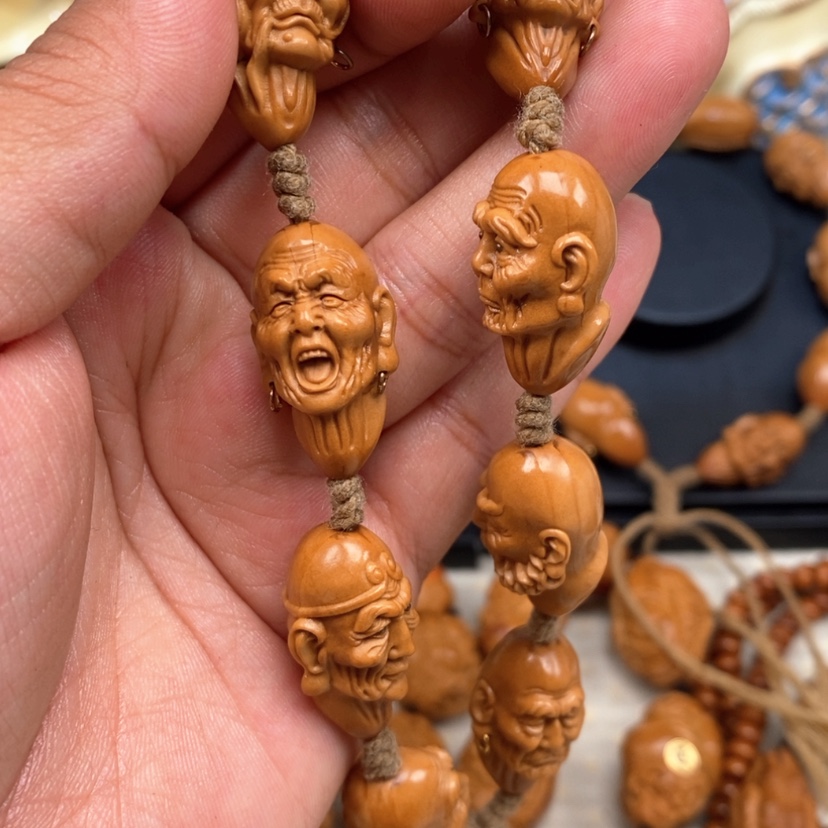 【闪购商品】橄榄核吊坠橄榄手工雕刻工艺