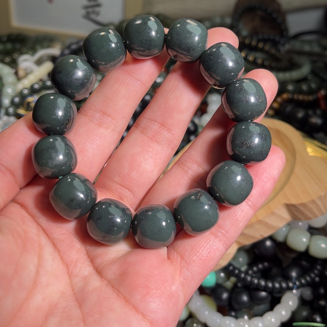 和田玉手链未镶嵌