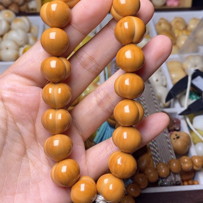 【闪购商品】吊坠猴头核桃微**面光面