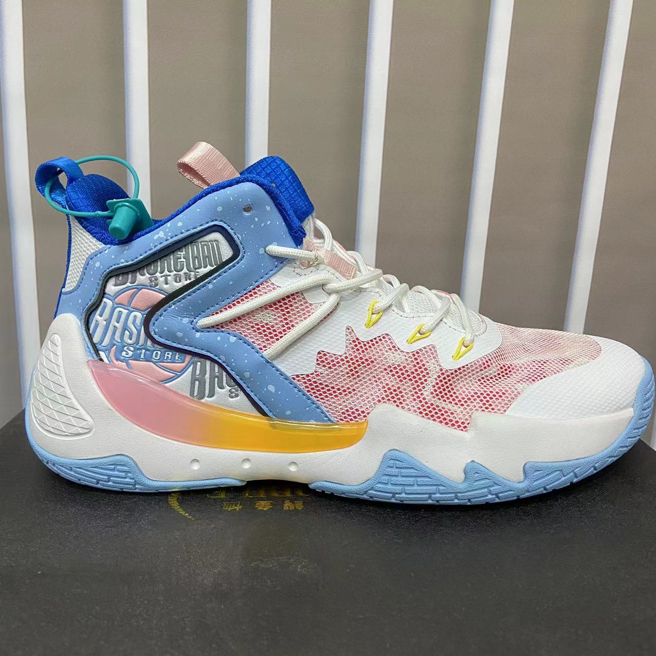 青少年高品质透气夏款篮球鞋