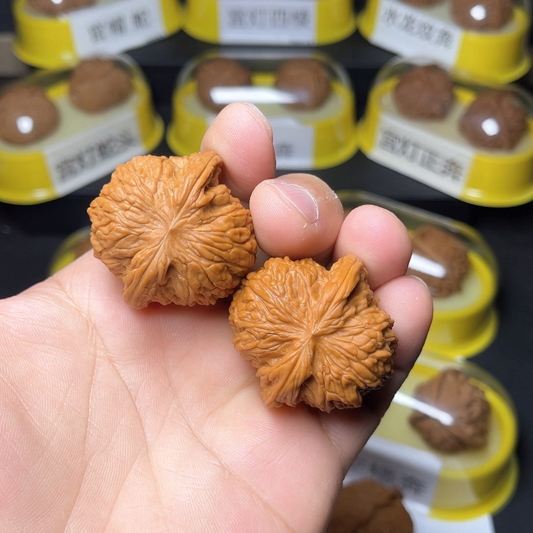 文玩核桃吊坠磨盘核桃