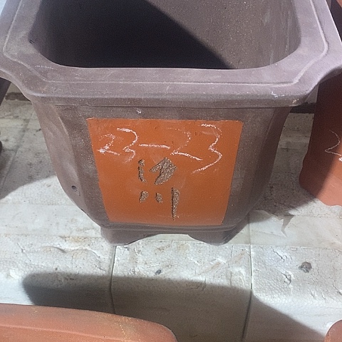 紫砂中国宜兴紫砂花盆，