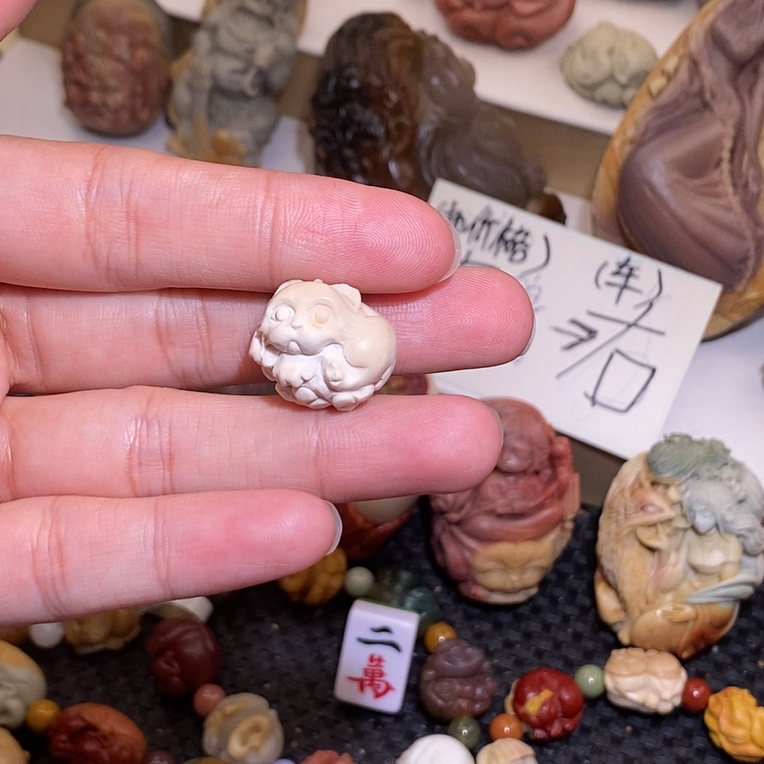 石英质玉（阿拉善玉）未镶嵌手链
