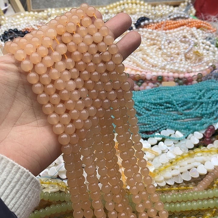 玛瑙/玉髓珠宝半成品未镶嵌一条8mm藕粉和田玉