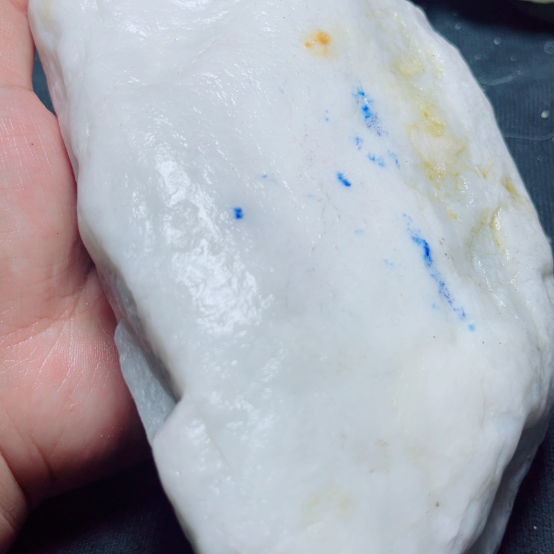 未镶嵌和田玉（糖玉）珠宝奇石