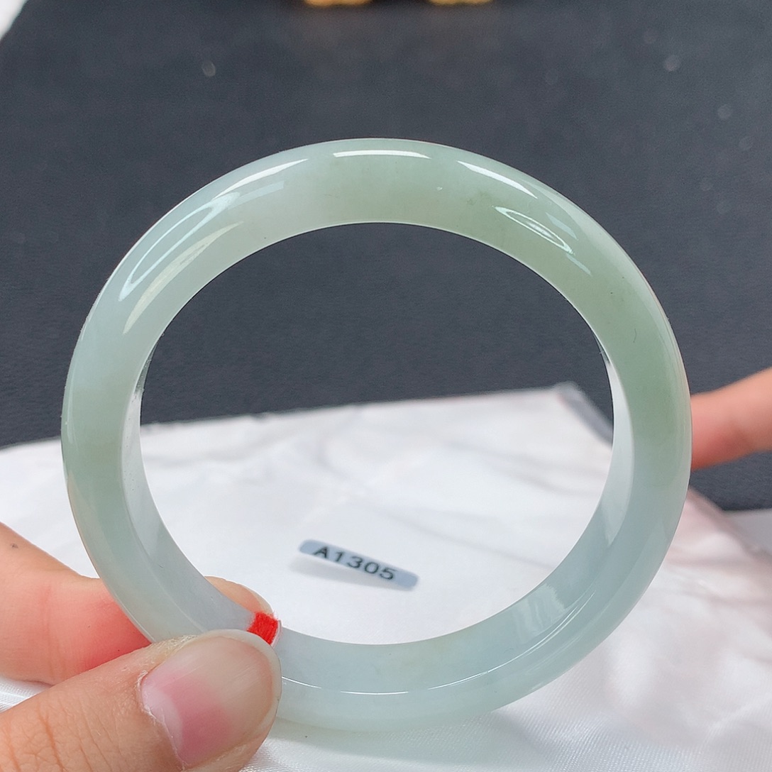 翡翠手镯未镶嵌正圈57.5 翡翠手镯135