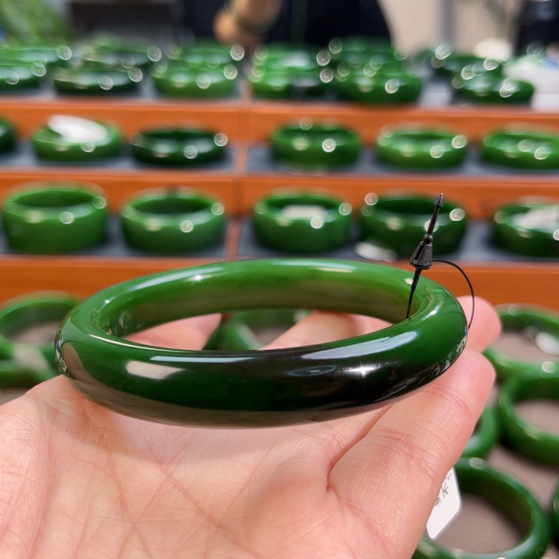 未镶嵌手镯和田玉（碧玉）61