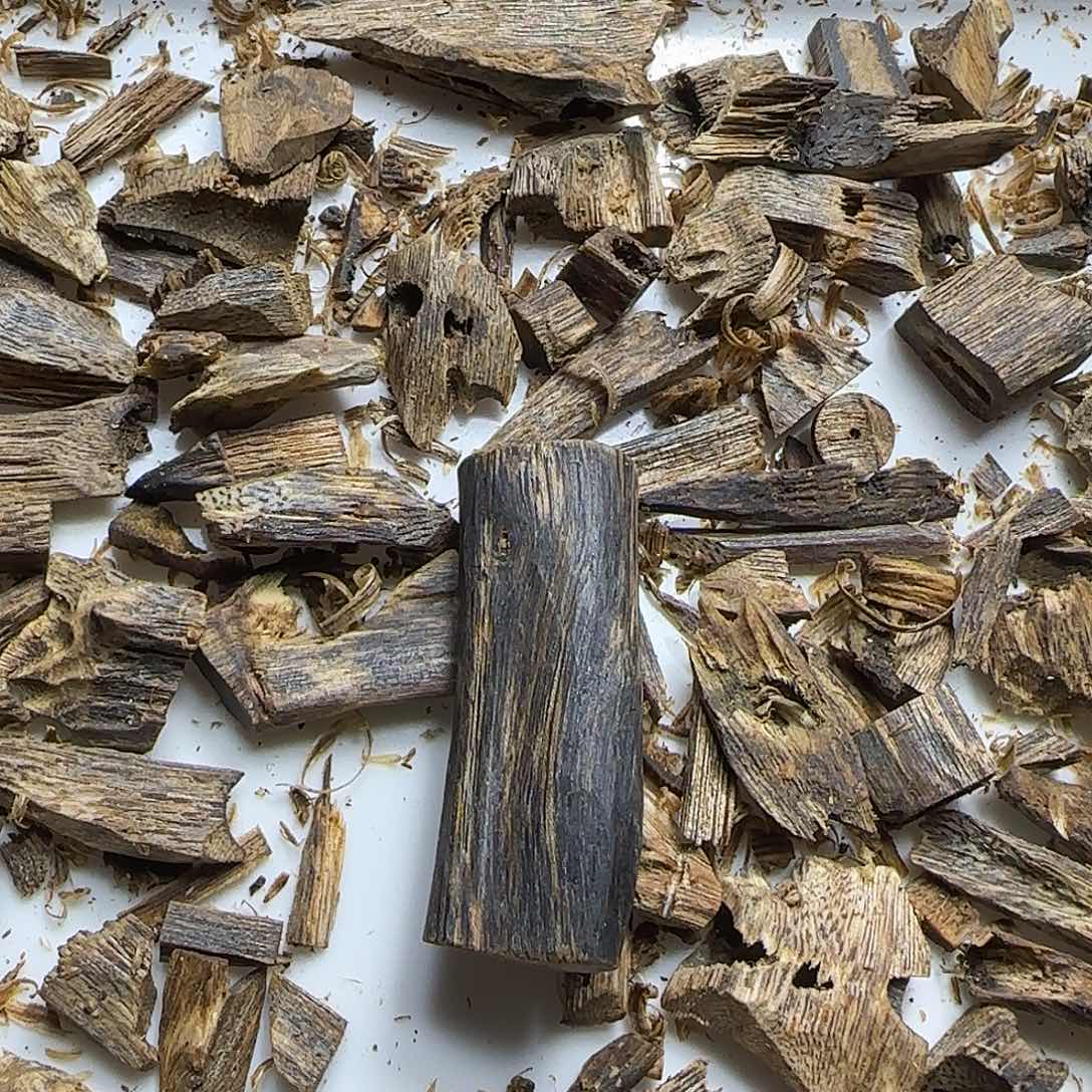 沉香碎屑沉香原汁原味