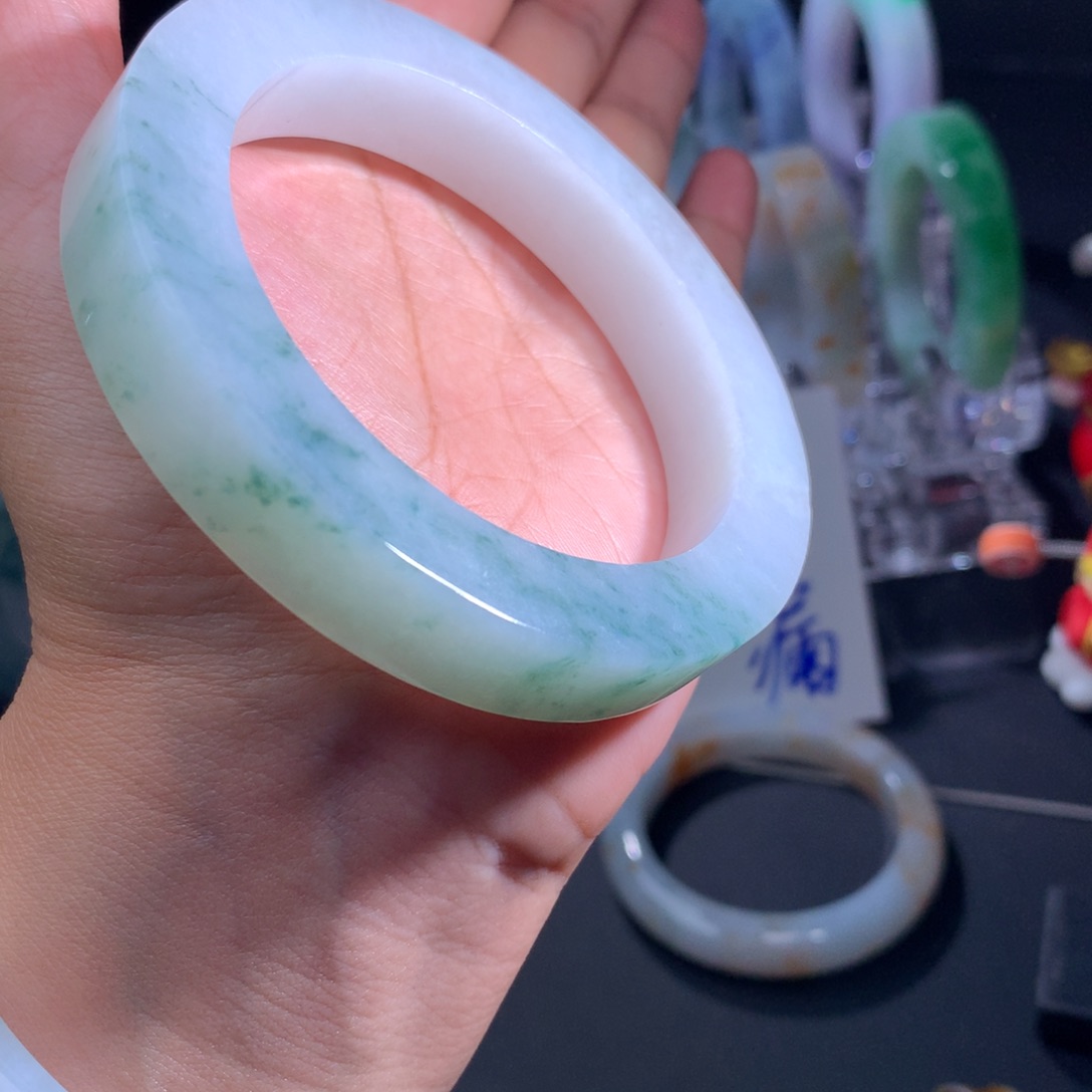 定制翡翠手镯未镶嵌