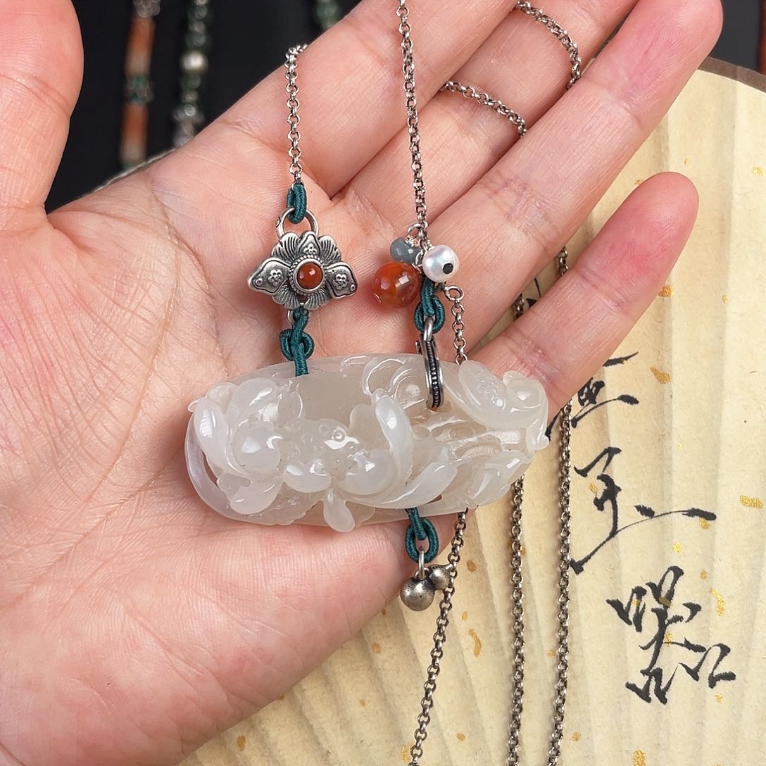 和田玉颈饰未镶嵌