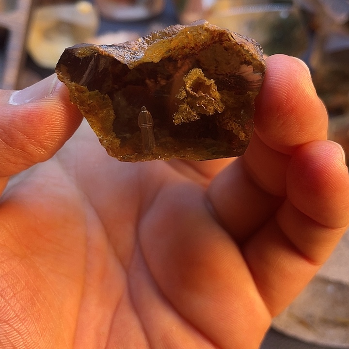 顽***石未镶嵌珠宝半成品水晶