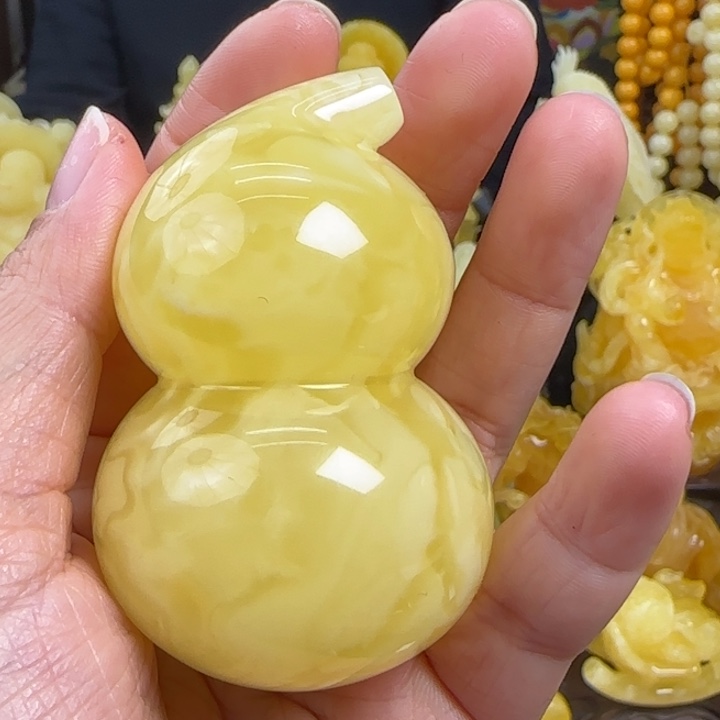 蜜蜡珠宝奇石未镶嵌