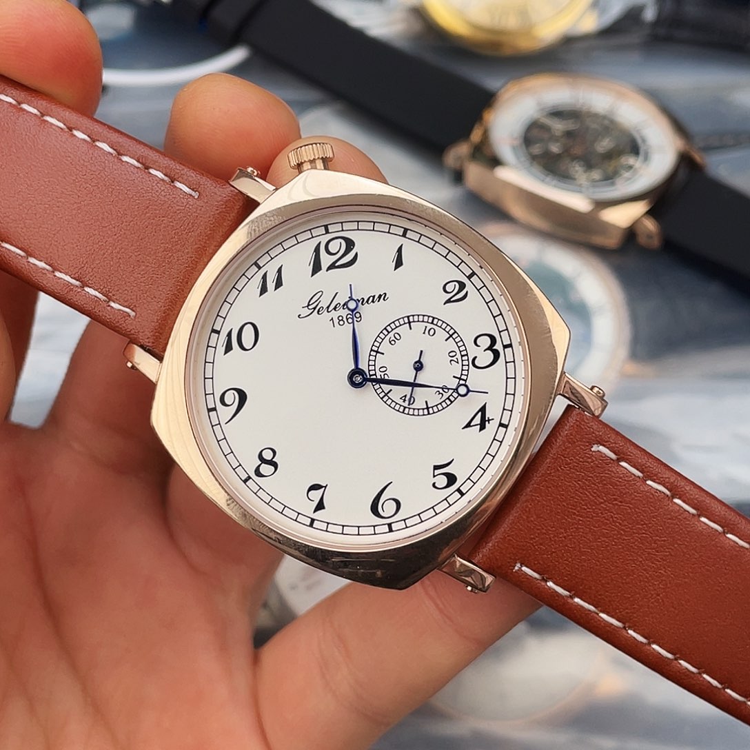 孤品刚壳石英腕表