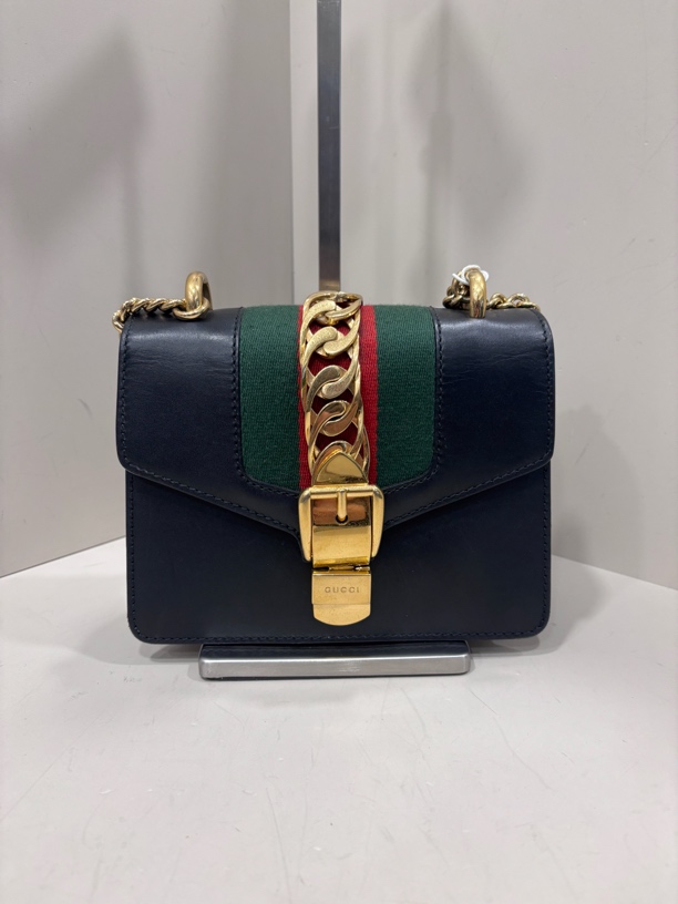 95新 GUCCI/古驰 【清】 4CC311 黑金塞尔维亚单肩包