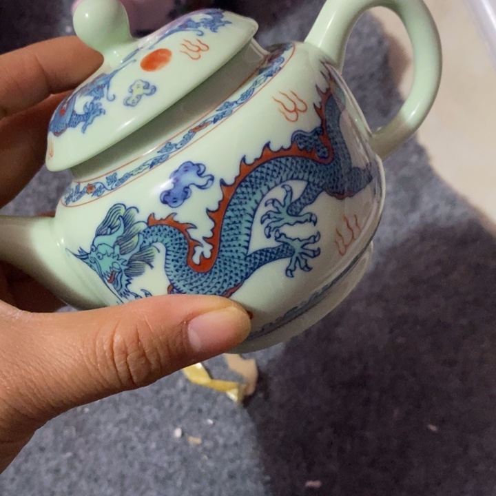 摆件陶绿稀土斗彩龙茶壶